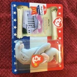 Vintage Ty mini beanie Righty the Elephant